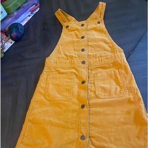 Old navy corduroy mustard jumper.